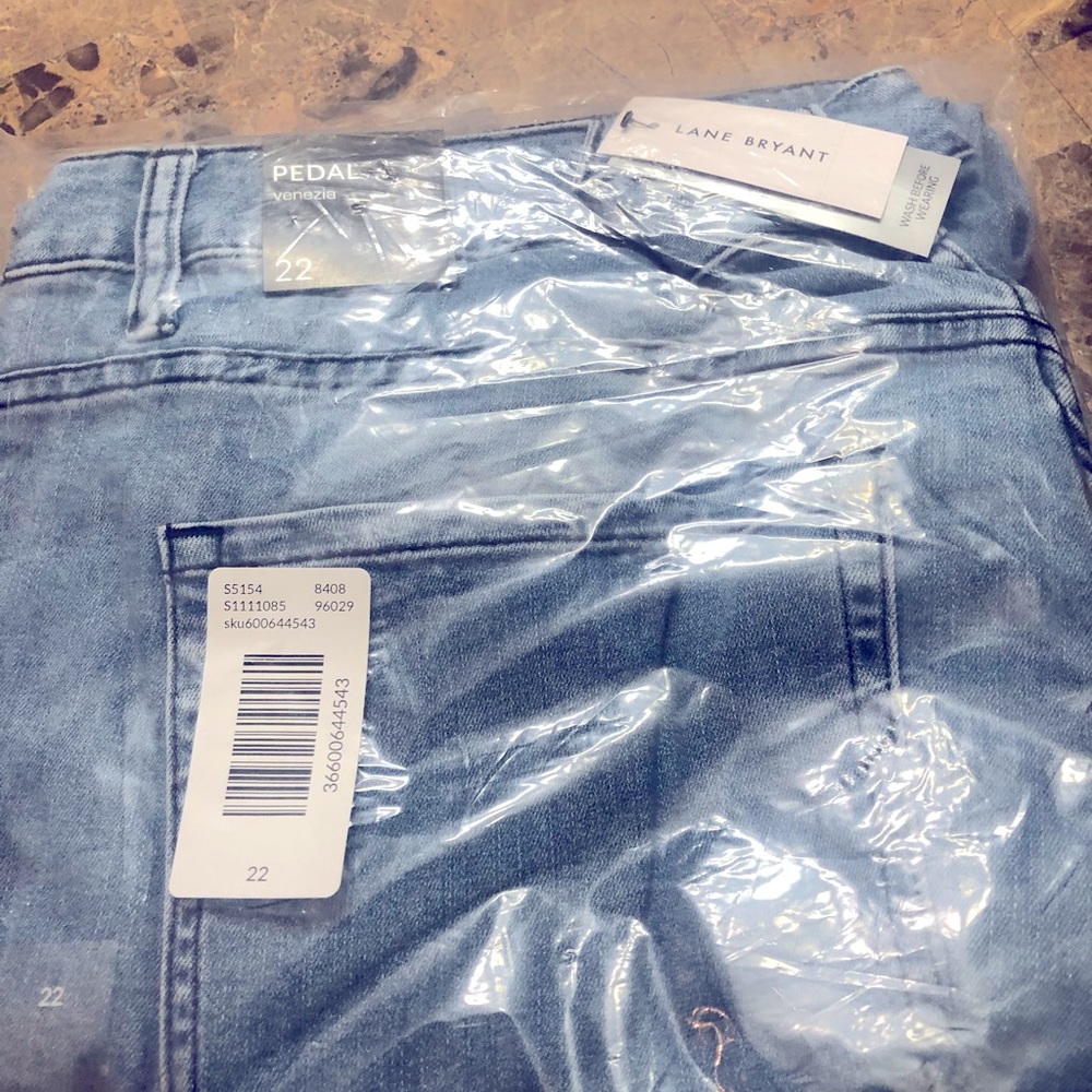 Lane Bryant capris